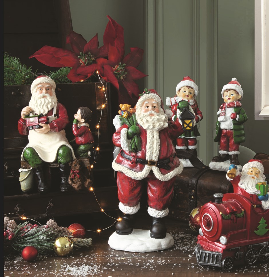 CHRISTMAS FIGURINES